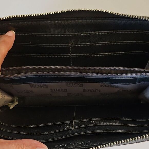 Michael Kors Dark Brown Logo Wallet - Picture 12 of 14